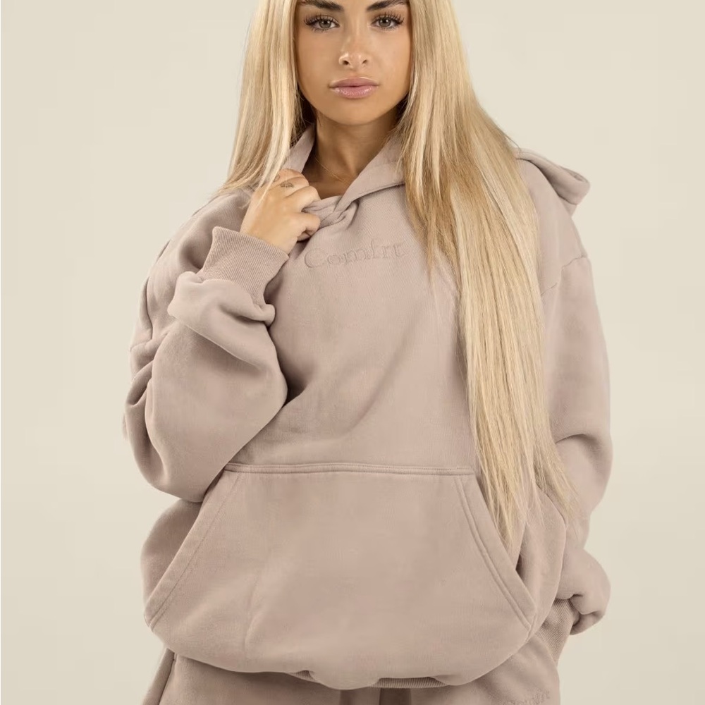 Comfrt Signature Fit Hoodie and Sweatpants
Set - bark - adult large